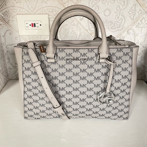 Michael Kors - Kellen Medium Satchel - Grey & Silver - Picture 2 of 14
